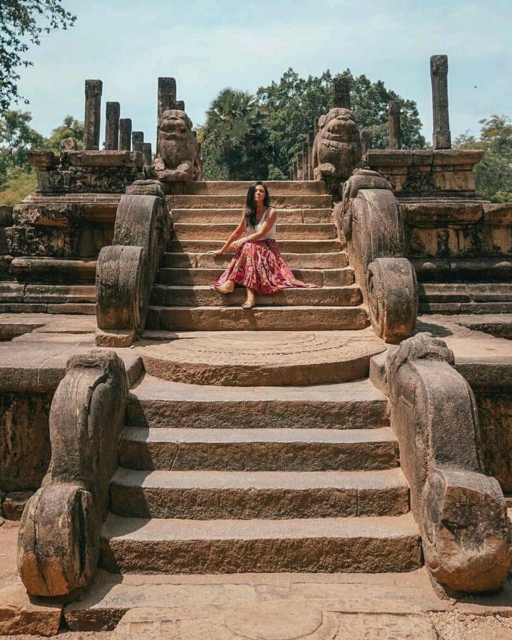 Polonnaruwa Ancient Kingdom royal palace ruins cycling tour