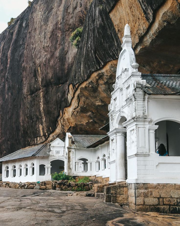 Dambulla Cave Temple exploration