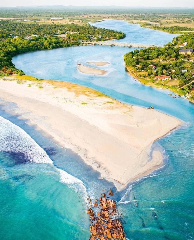Nilaveli and Pasikudah: The Ultimate Calm Luxury Resorting Guide