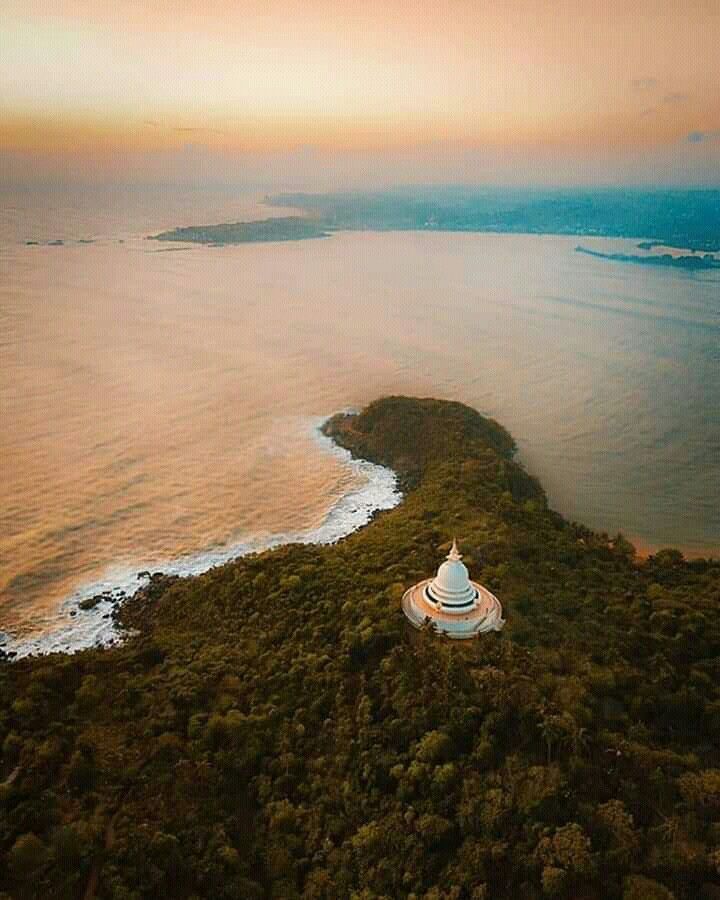 Dambulla Golden Cave Temple: Historical Paintings and Practical Steps