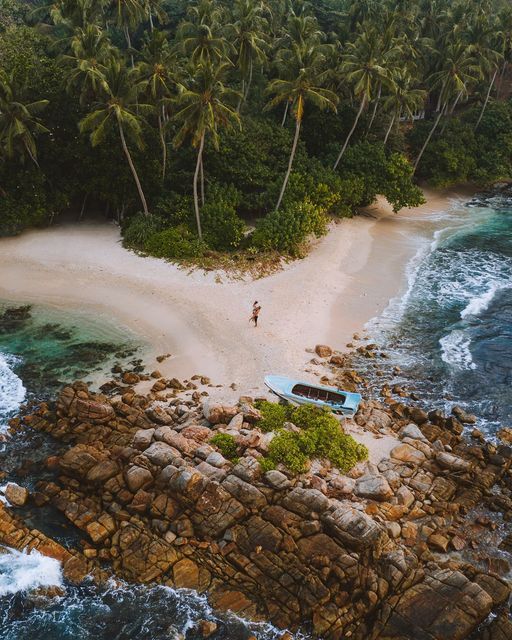 Finding Quiet Beaches in Unawatuna: Dalawella and Jungle Beach